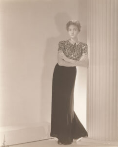 Dorothy Hood, Model Portfolio, 1940